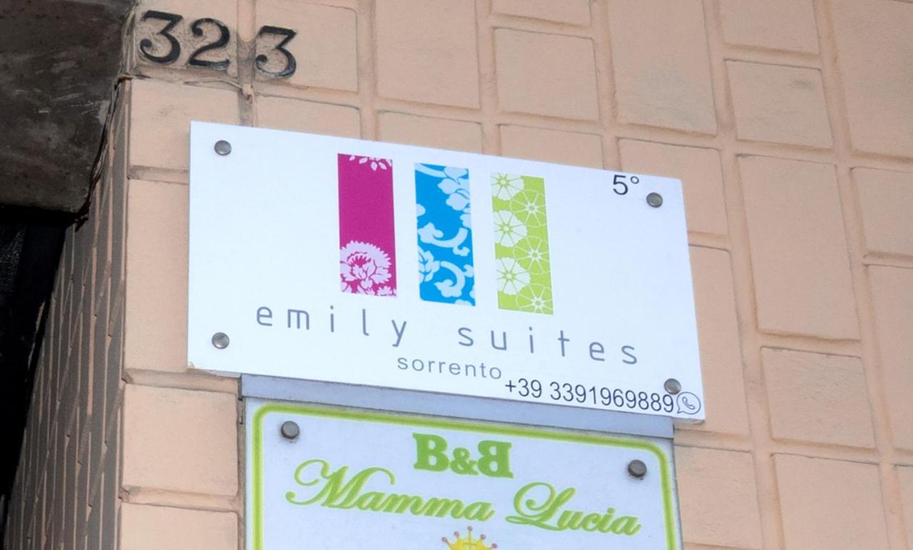 Guest House Emily Suites Сорренто Экстерьер фото